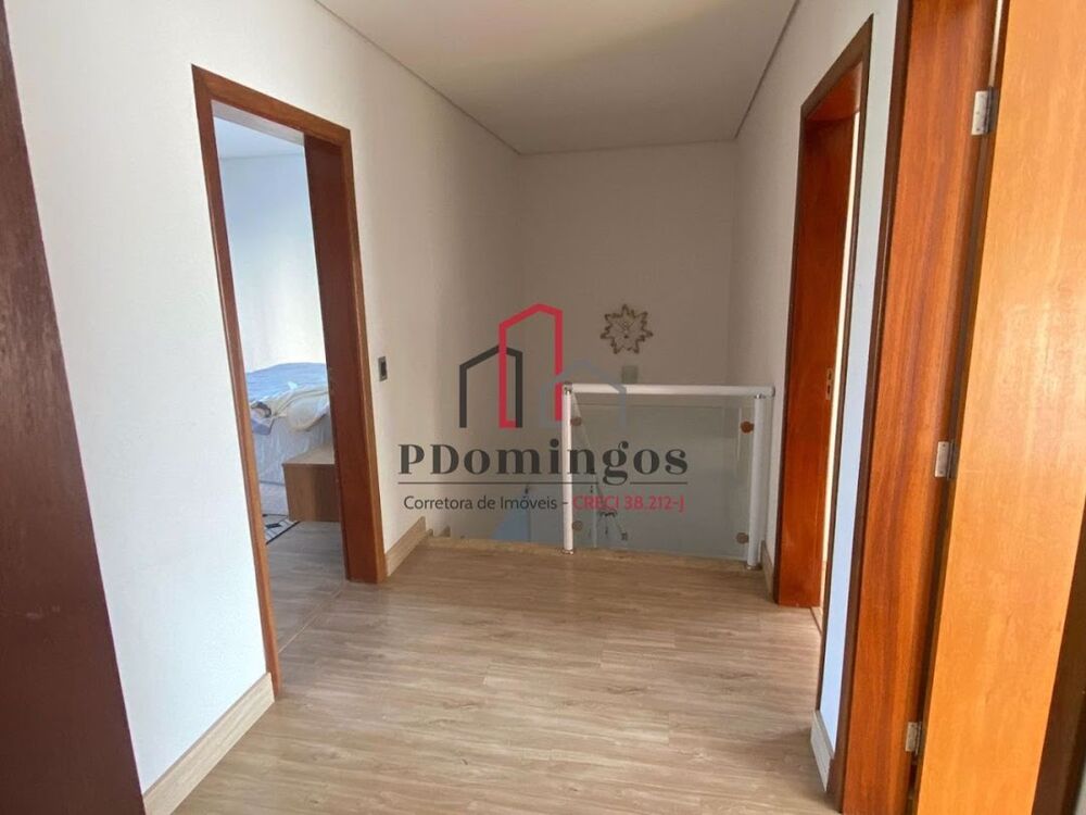 Sobrado à venda com 3 quartos, 239m² - Foto 4