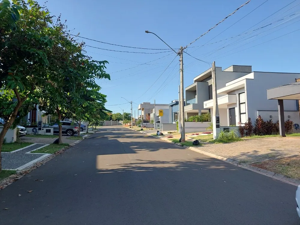 Loteamento e Condomínio, 200 m² - Foto 1