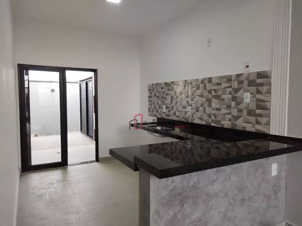 Casa à venda com 3 quartos, 87m² - Foto 6