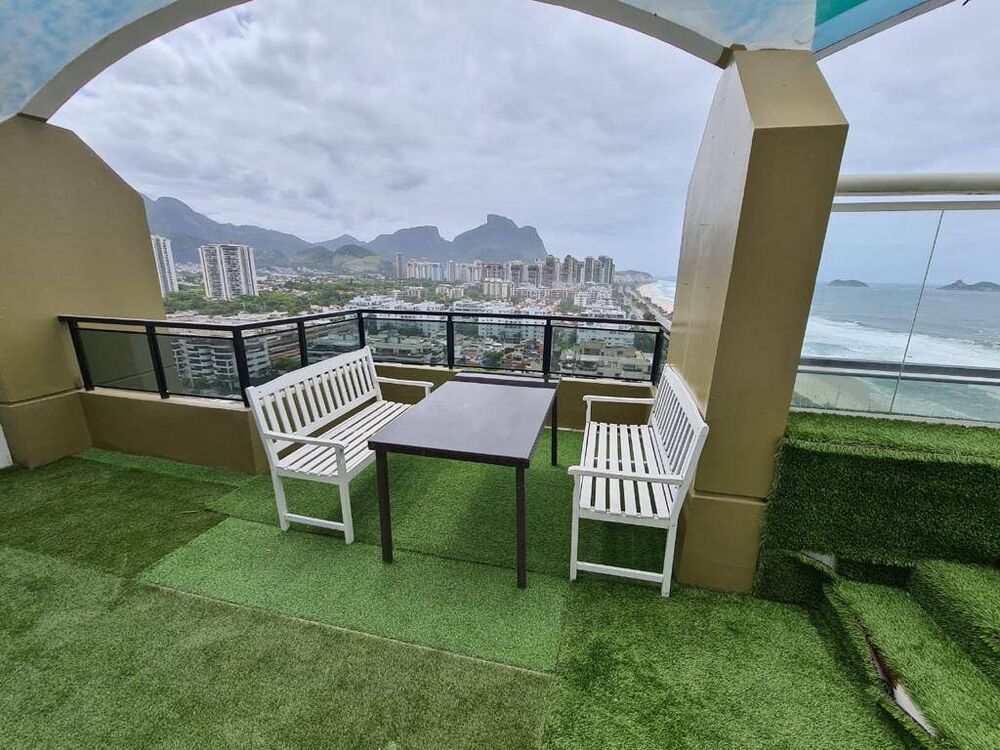 Cobertura à venda com 2 quartos, 144m² - Foto 2