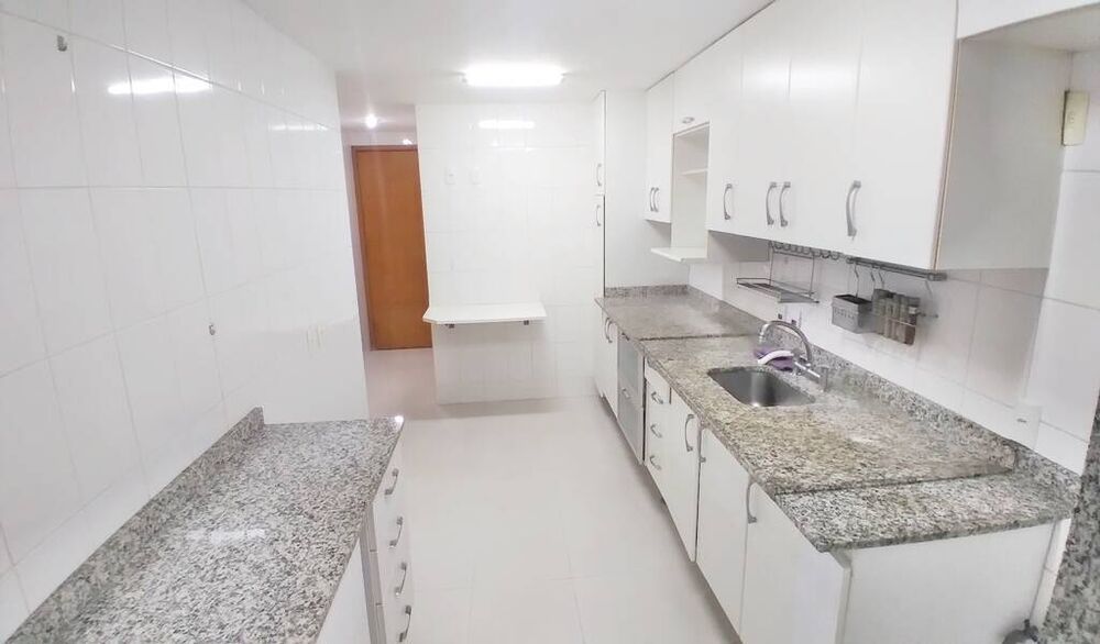 Apartamento à venda com 3 quartos, 105m² - Foto 8