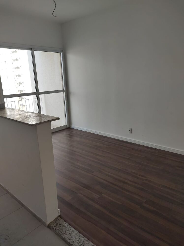 Apartamento à venda com 2 quartos, 63m² - Foto 3