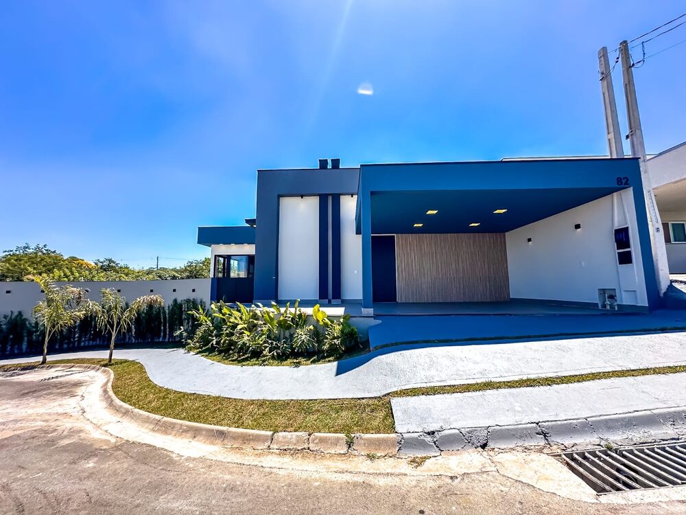 Casa à venda com 3 quartos - Foto 1