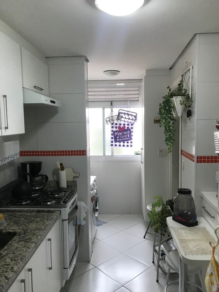 Apartamento à venda com 3 quartos, 73m² - Foto 2