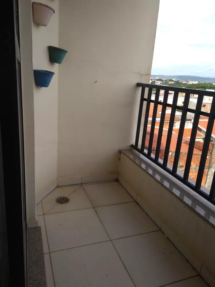 Apartamento à venda com 2 quartos, 70m² - Foto 3