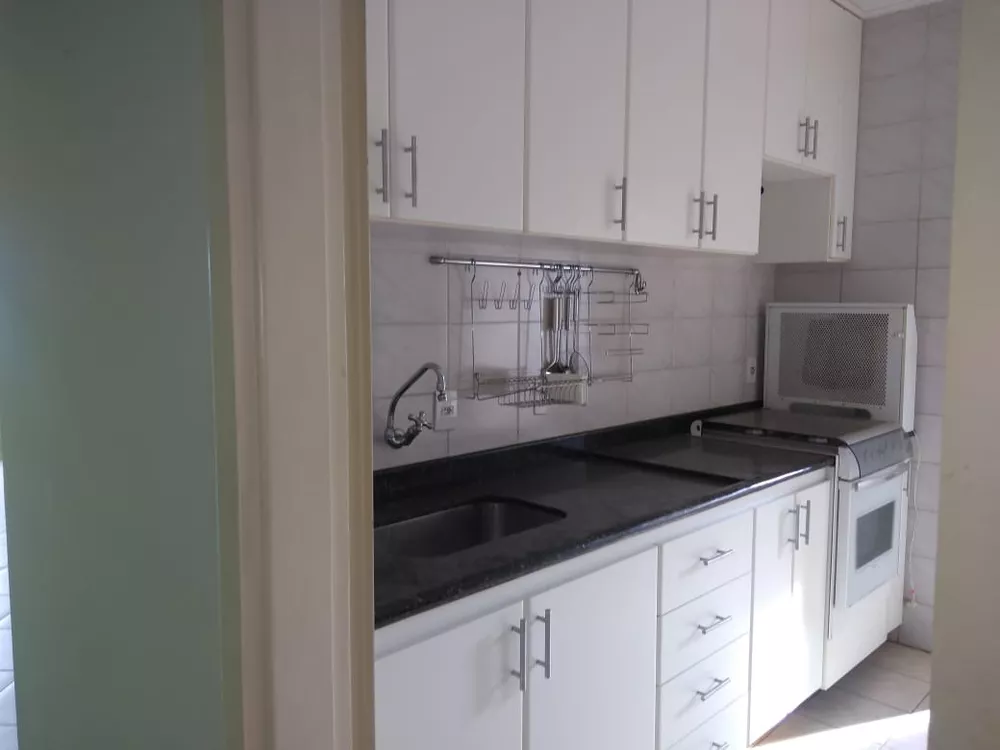 Apartamento à venda com 2 quartos, 70m² - Foto 5