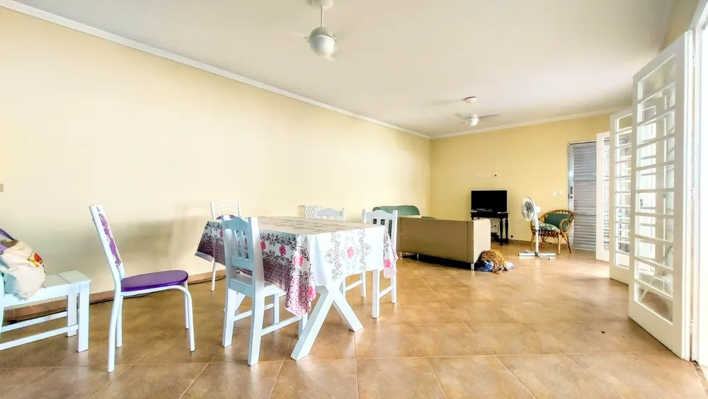Casa, 3 quartos, 250 m² - Foto 4