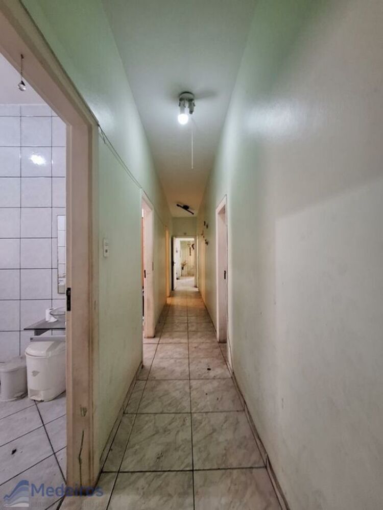 Casa, 6 quartos, 234 m² - Foto 3