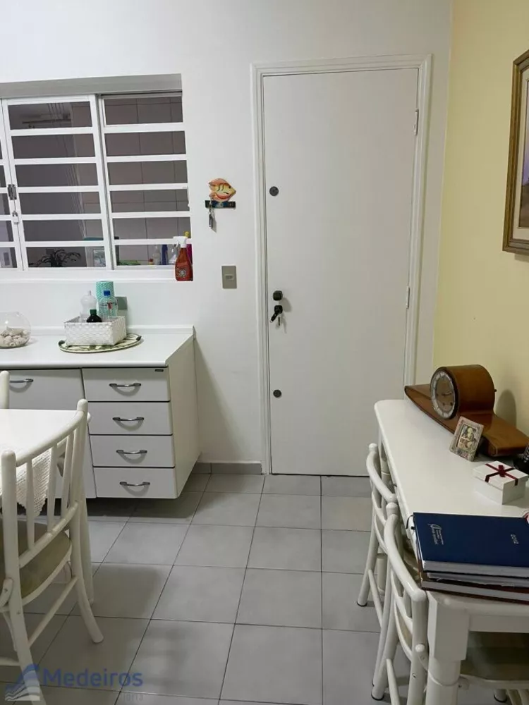 Casa à venda com 3 quartos, 200m² - Foto 15