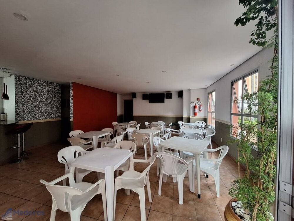 Apartamento, 3 quartos, 70 m² - Foto 2
