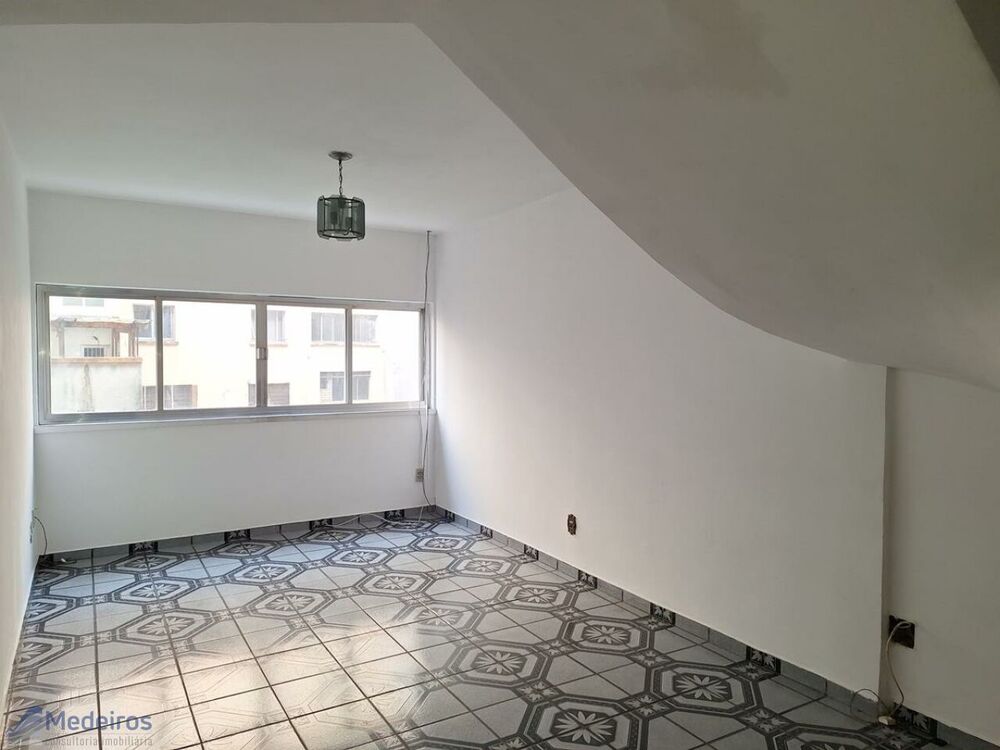Apartamento à venda com 2 quartos, 72m² - Foto 3