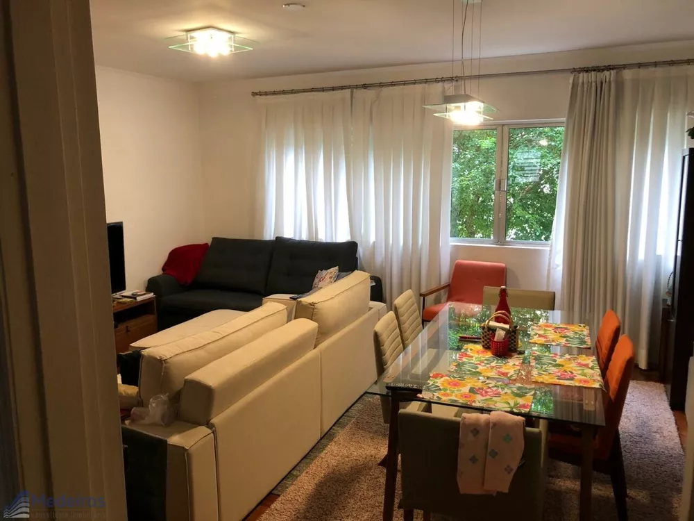 Apartamento à venda com 3 quartos, 107m² - Foto 2