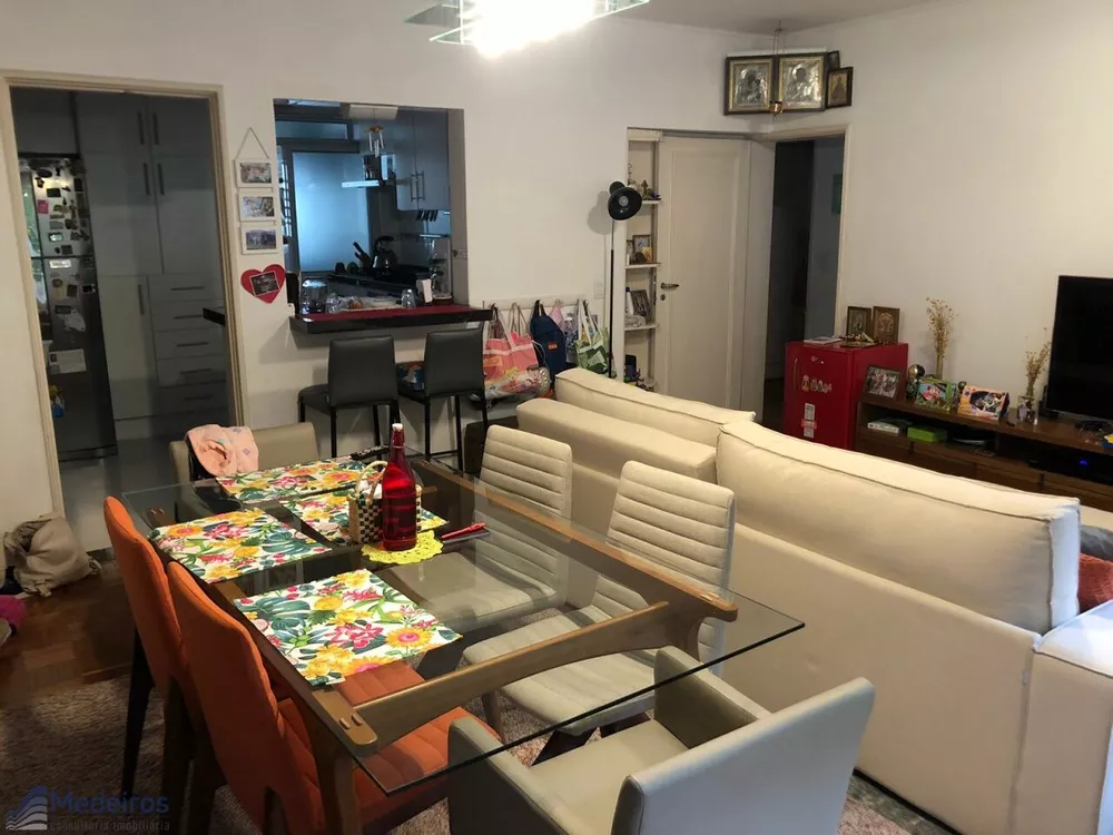 Apartamento à venda com 3 quartos, 107m² - Foto 1