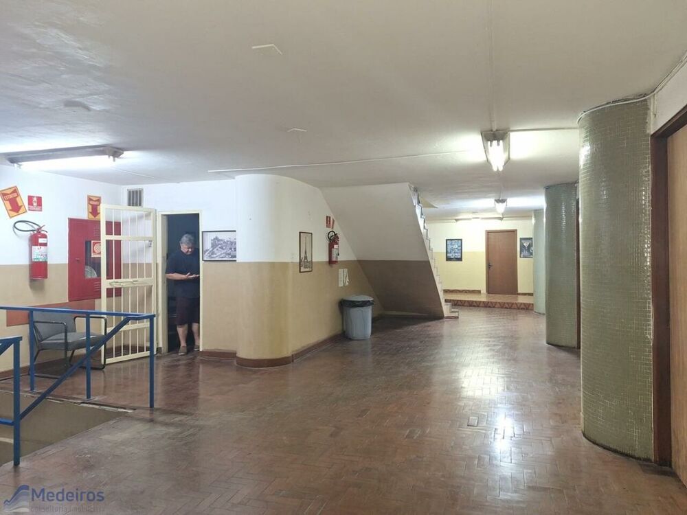 Apartamento à venda com 35 quartos, 1906m² - Foto 5