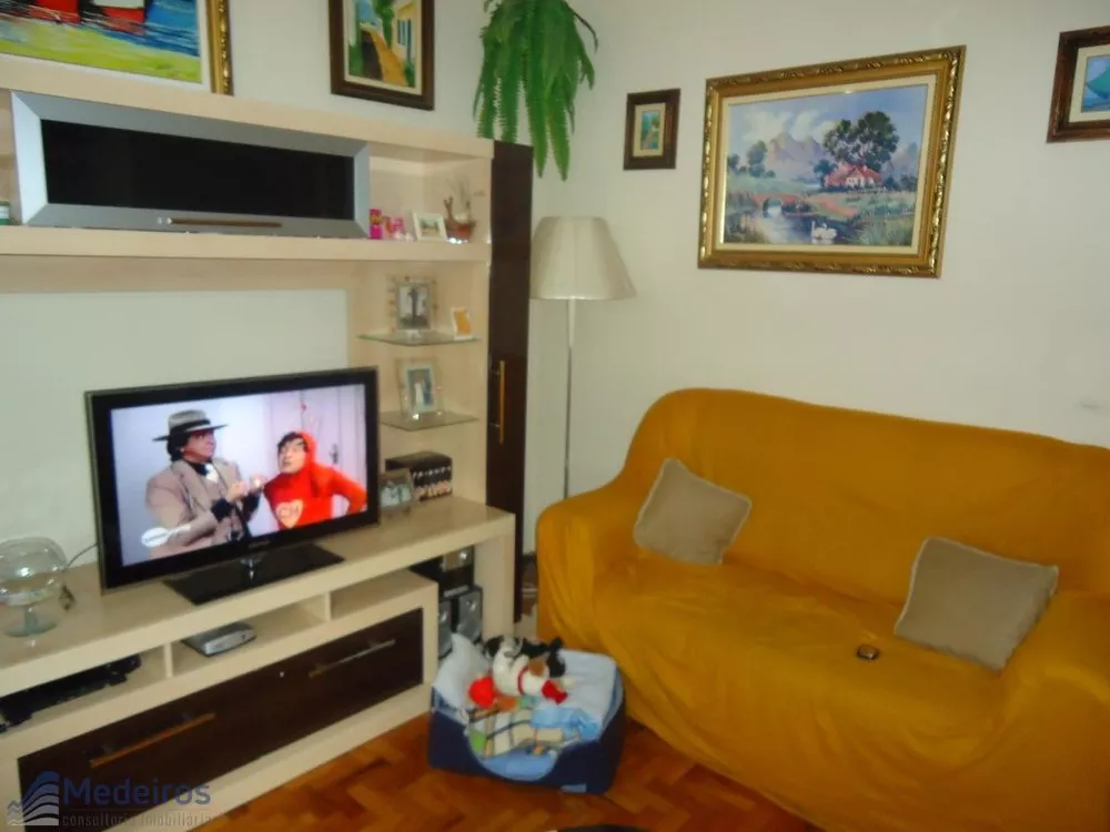 Apartamento à venda com 2 quartos, 62m² - Foto 1