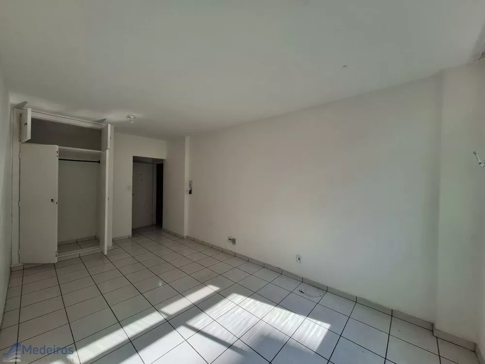 Kitnet e Studio à venda e aluguel com 1 quarto, 33m² - Foto 2