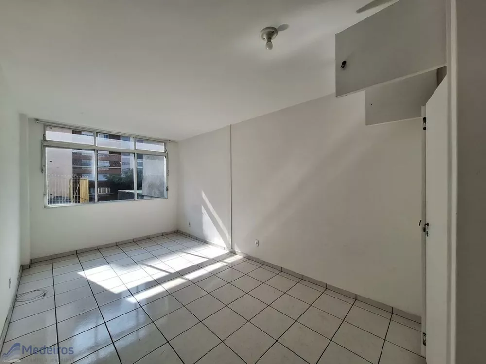 Kitnet e Studio à venda e aluguel com 1 quarto, 33m² - Foto 1