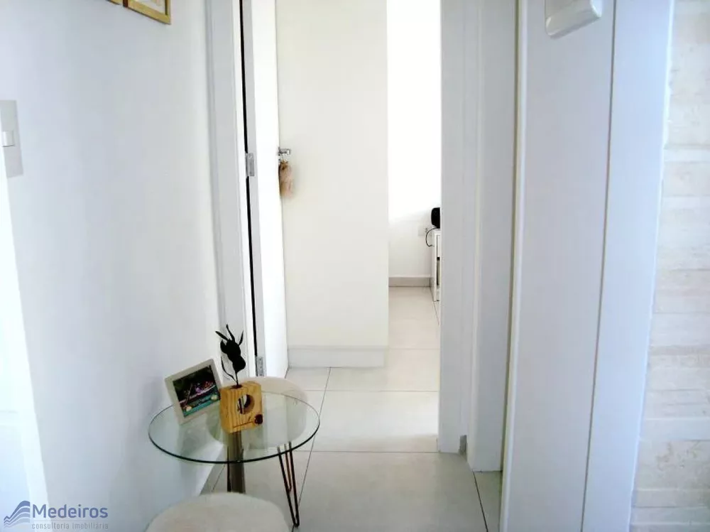 Apartamento à venda com 1 quarto, 40m² - Foto 9