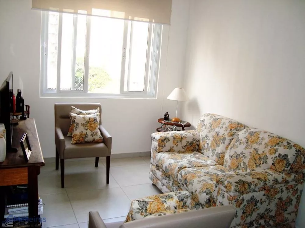 Apartamento à venda com 1 quarto, 40m² - Foto 1