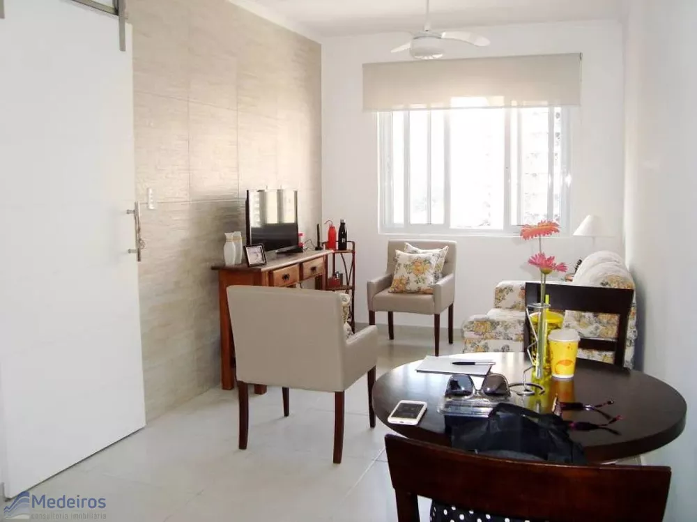 Apartamento à venda com 1 quarto, 40m² - Foto 12