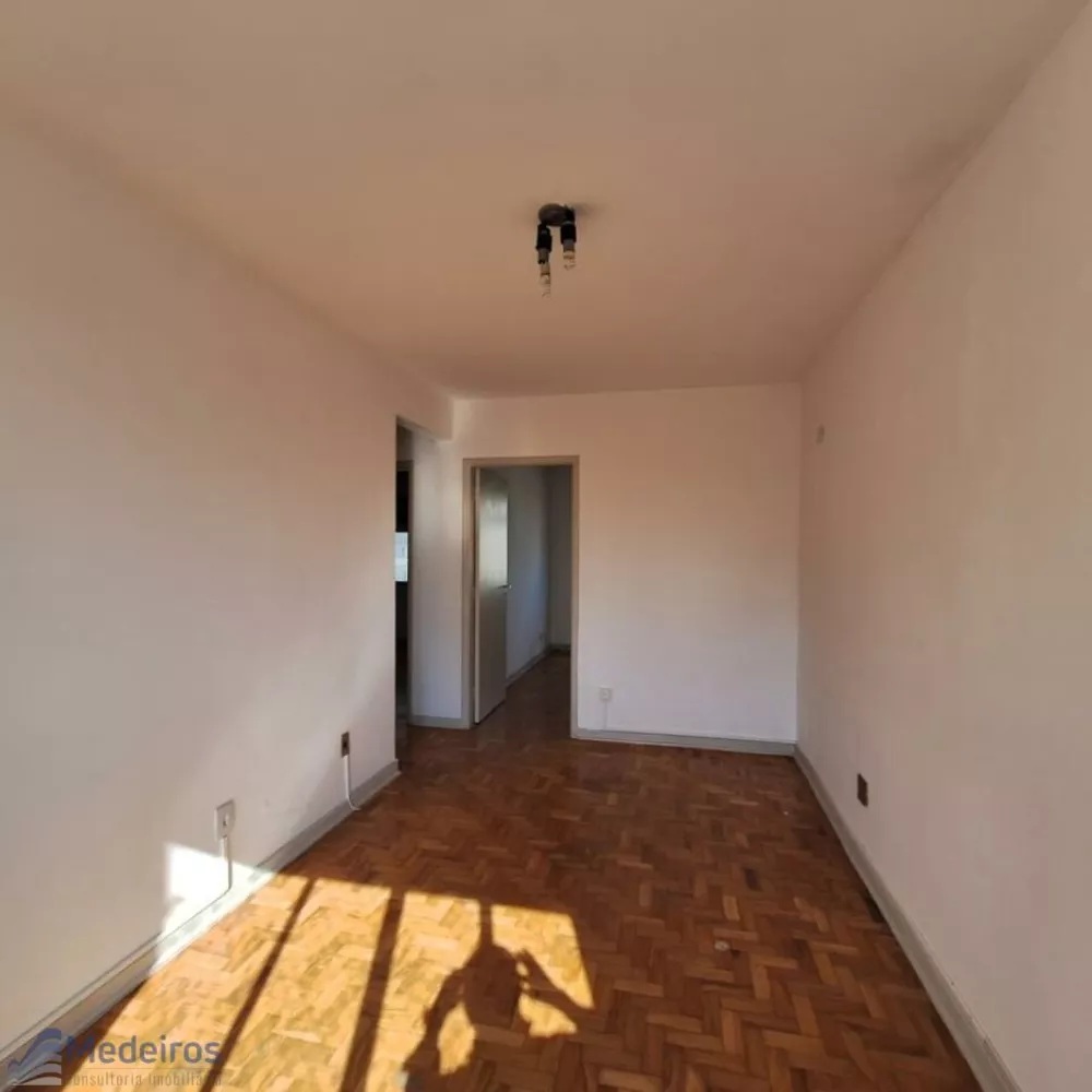 Apartamento à venda com 2 quartos, 65m² - Foto 1