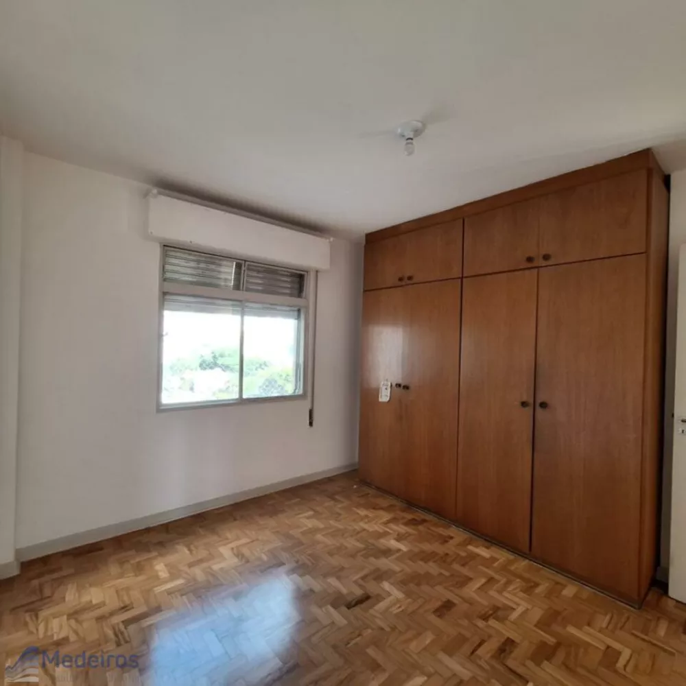 Apartamento à venda com 2 quartos, 65m² - Foto 3