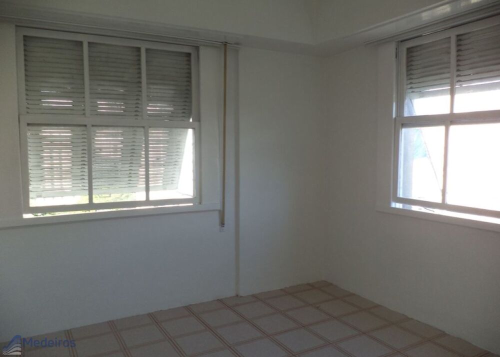 Apartamento à venda com 1 quarto, 40m² - Foto 2