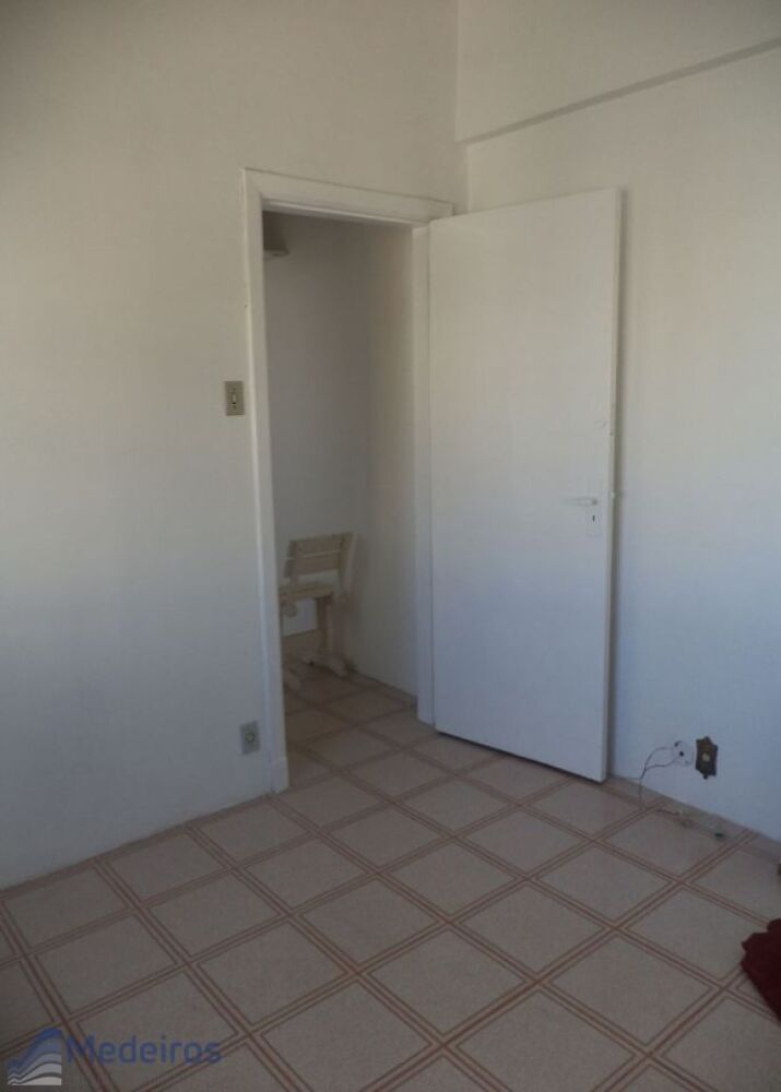 Apartamento à venda com 1 quarto, 40m² - Foto 11