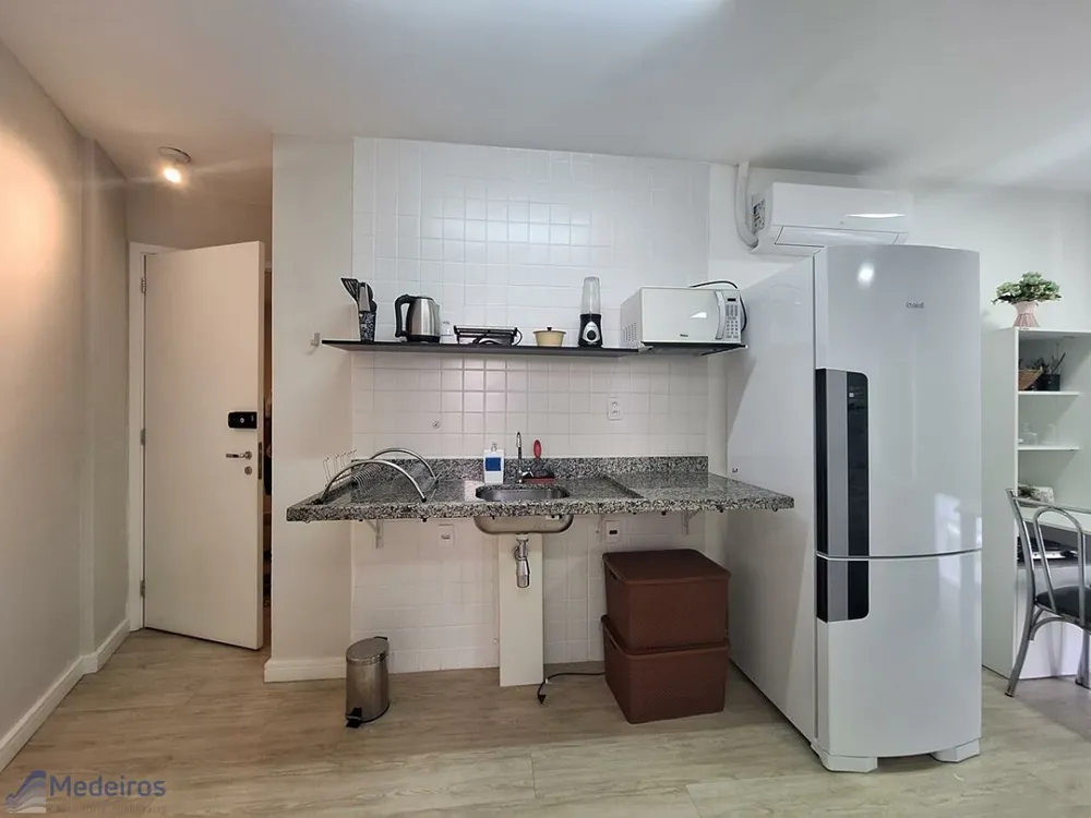 Apartamento, 1 quarto, 27 m² - Foto 2