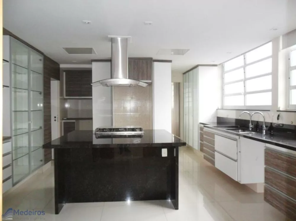 Apartamento à venda com 4 quartos, 329m² - Foto 3