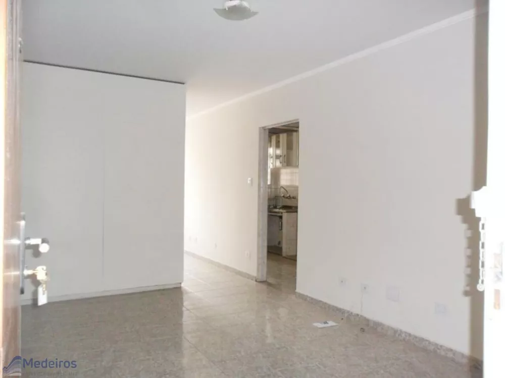 Apartamento à venda com 1 quarto, 41m² - Foto 1