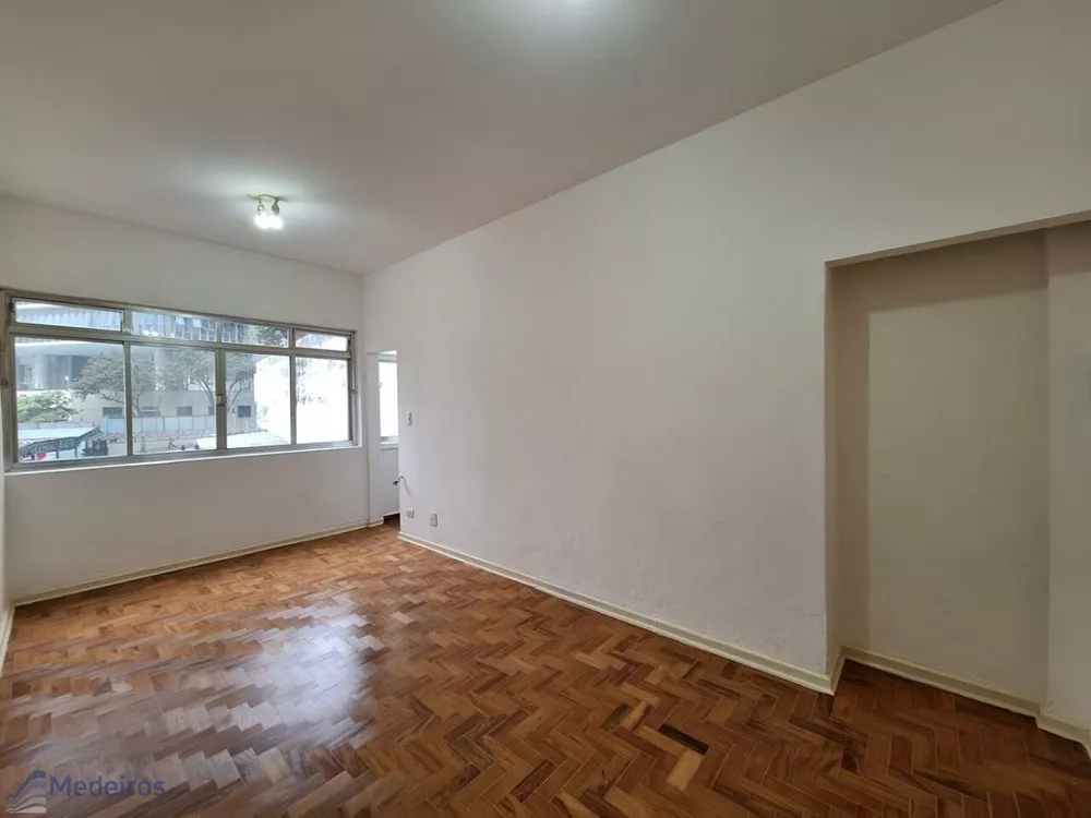 Kitnet e Studio à venda com 1 quarto, 25m² - Foto 2