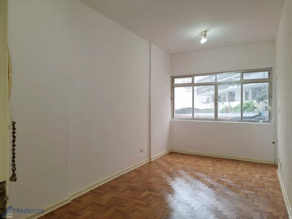 Kitnet e Studio à venda com 1 quarto, 25m² - Foto 1