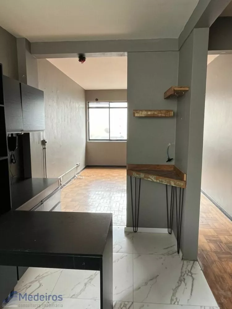 Apartamento à venda com 2 quartos, 78m² - Foto 2