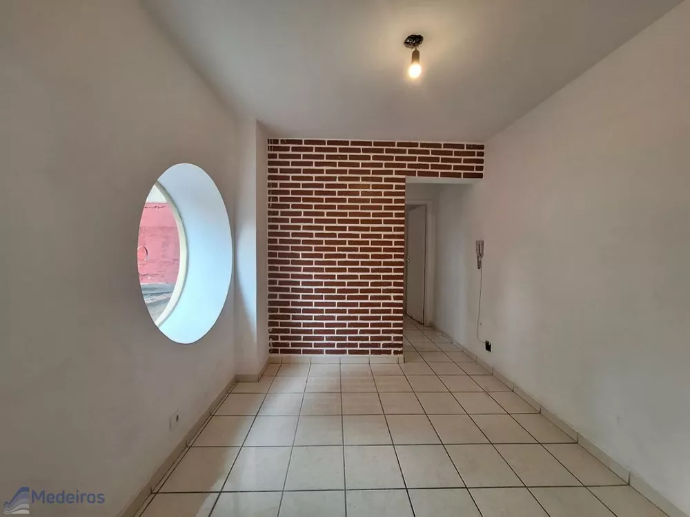 Apartamento à venda com 1 quarto, 36m² - Foto 1