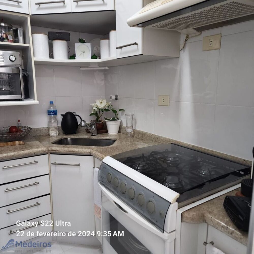 Apartamento à venda com 2 quartos, 50m² - Foto 2