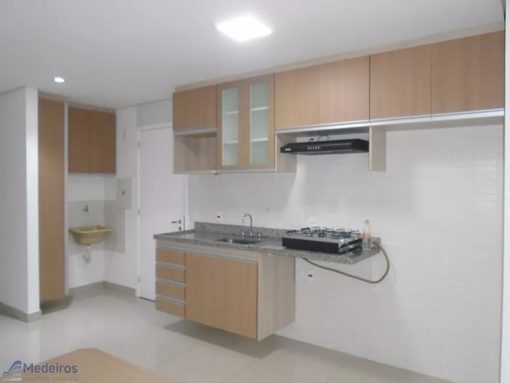 Apartamento à venda com 2 quartos, 78m² - Foto 4