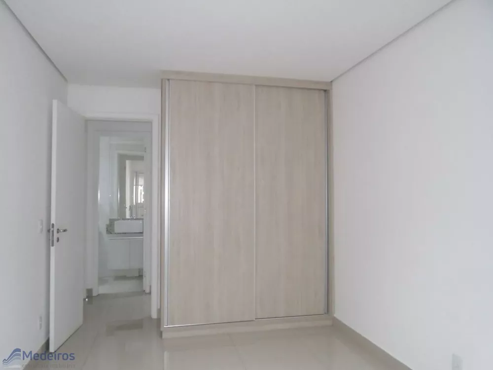 Apartamento à venda com 2 quartos, 78m² - Foto 3