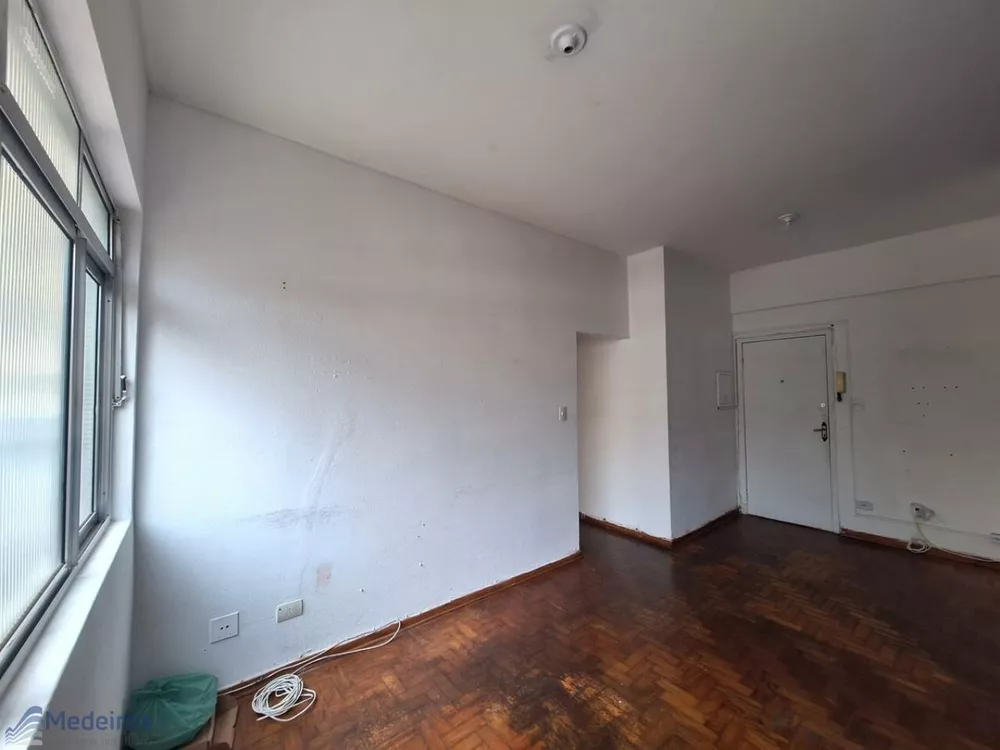 Apartamento à venda com 1 quarto, 44m² - Foto 2