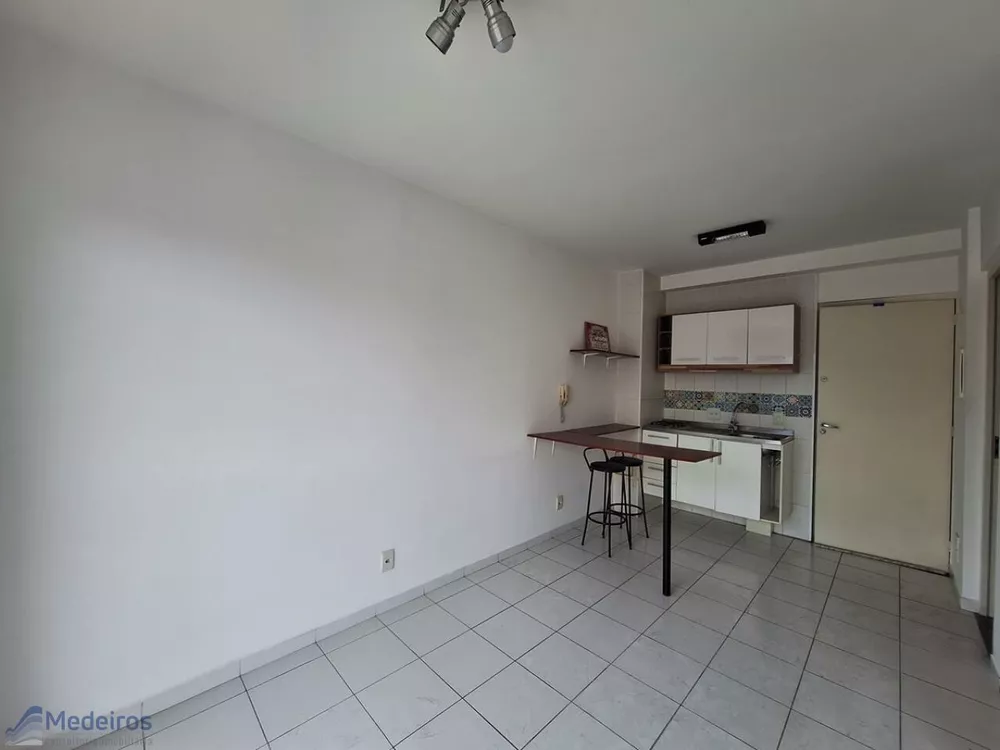 Apartamento à venda com 1 quarto, 39m² - Foto 2