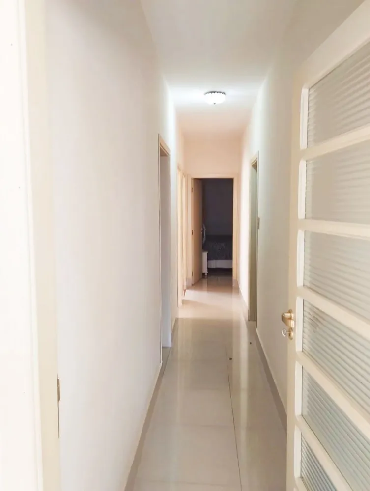 Casa, 3 quartos, 225 m² - Foto 2