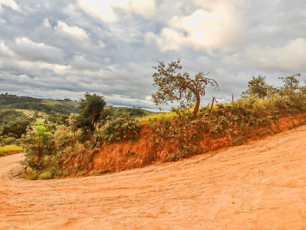 Terreno, 1002 m² - Foto 2