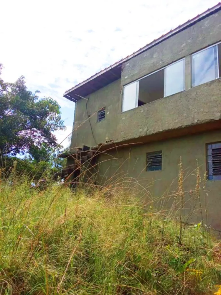 Chácara, 4 quartos, 2000 m² - Foto 1