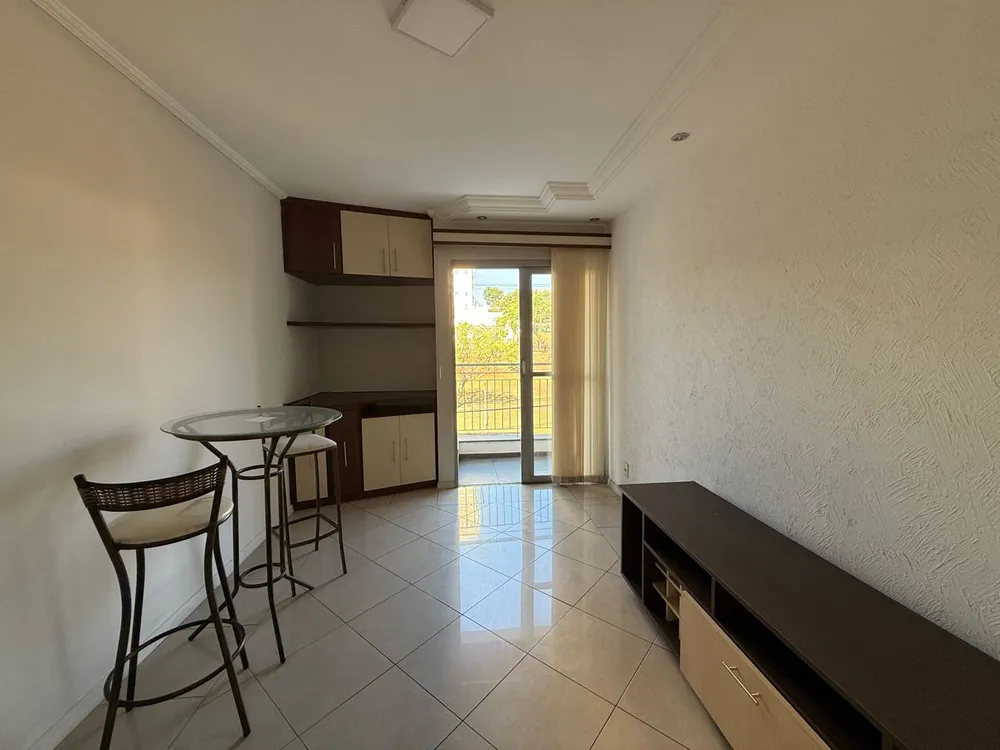 Apartamento, 2 quartos, 61 m² - Foto 2