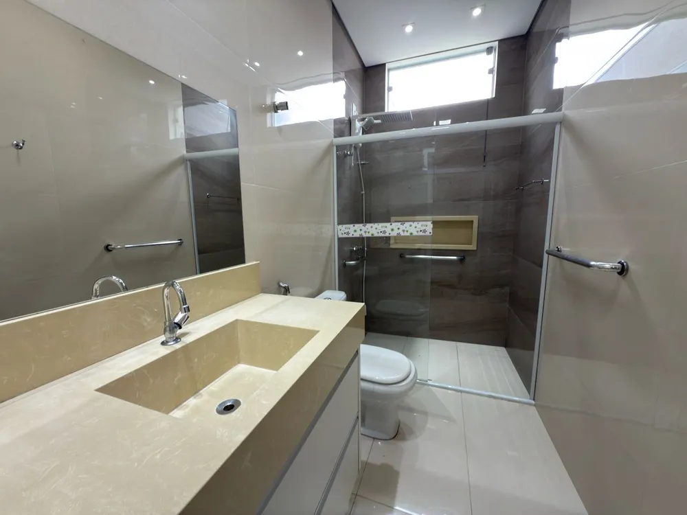 Casa, 3 quartos, 218 m² - Foto 11