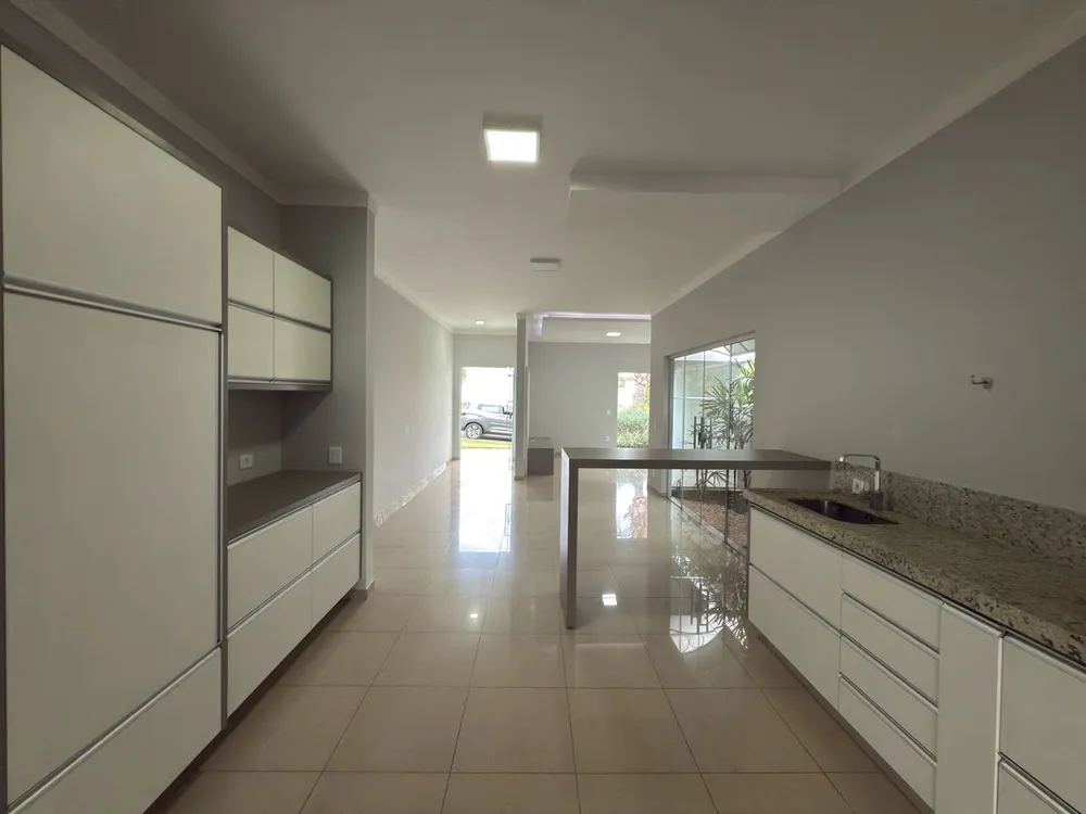 Casa, 3 quartos, 218 m² - Foto 13