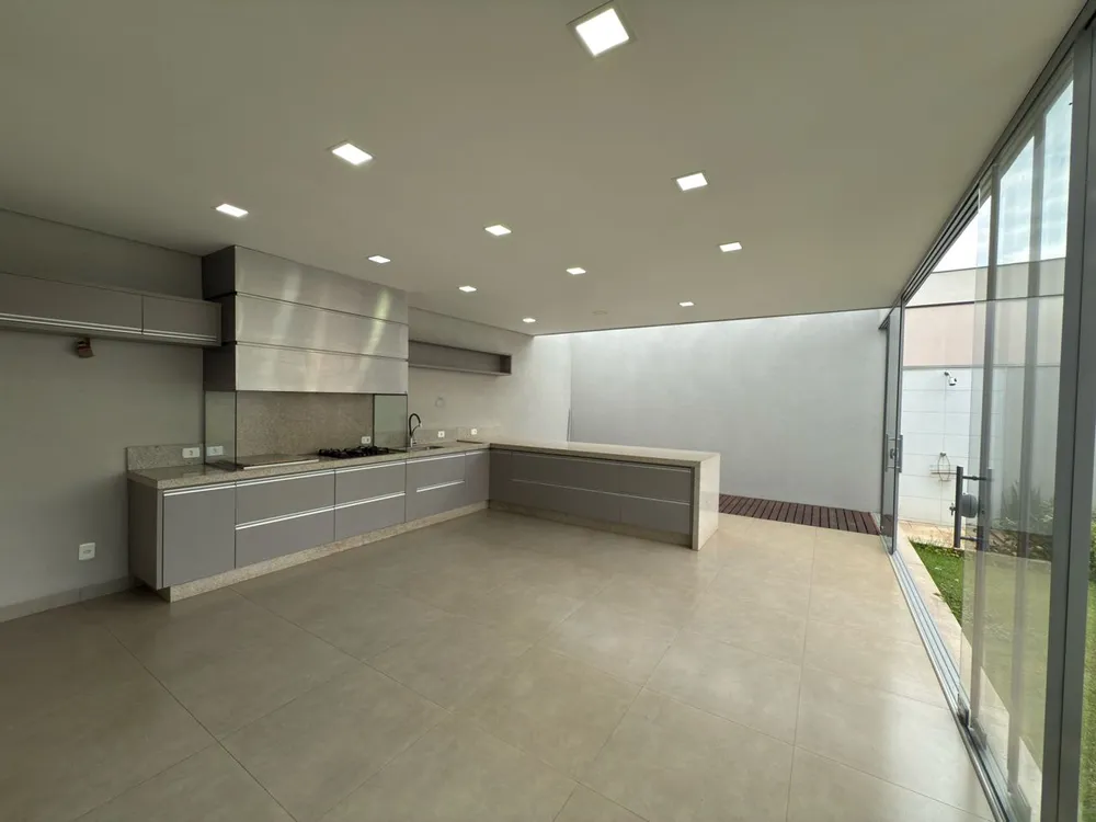 Casa, 3 quartos, 218 m² - Foto 5