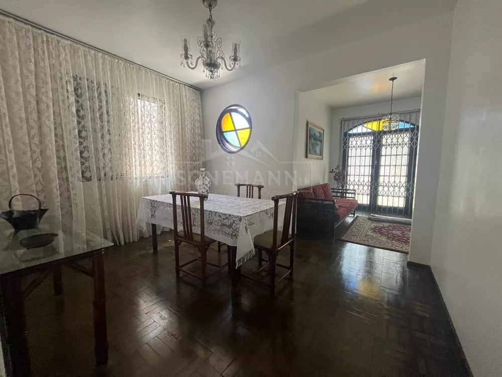 Casa à venda com 4 quartos, 189m² - Foto 3