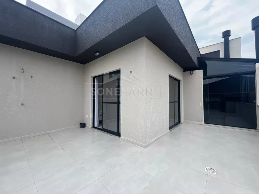 Cobertura à venda com 3 quartos, 139m² - Foto 2