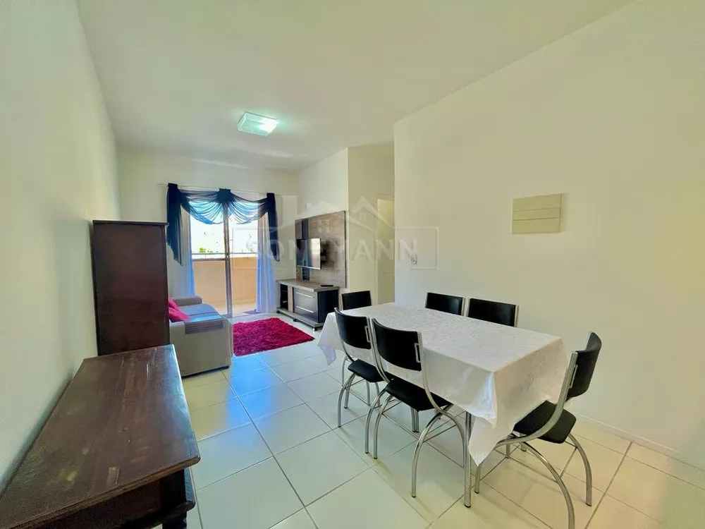 Apartamento à venda com 2 quartos, 64m² - Foto 3